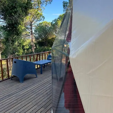 Golifehouses Hotel